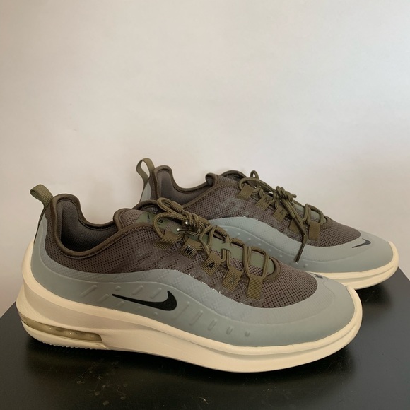 NIKE Air Max Axis Mens Running Shoes BlackRed AA2146 008 Size 11 New NIKE Air Max Axis Mens Running Shoes BlackRed AA2146 008 Size 11 New